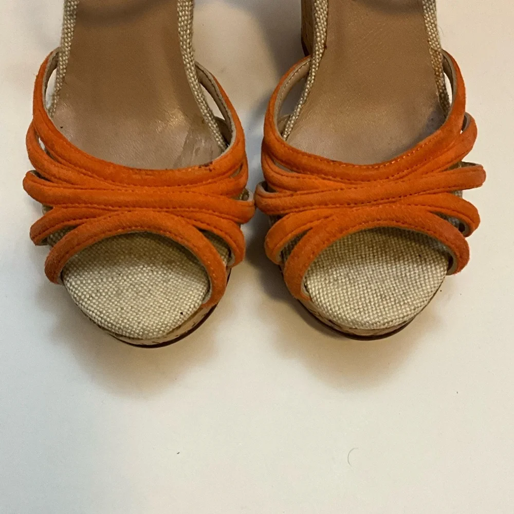 Charles David Orange Wedges 8 - Picture 9 of 13